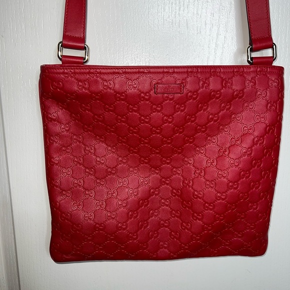 Gucci Handbags - Gucci Guccisima Crossbody